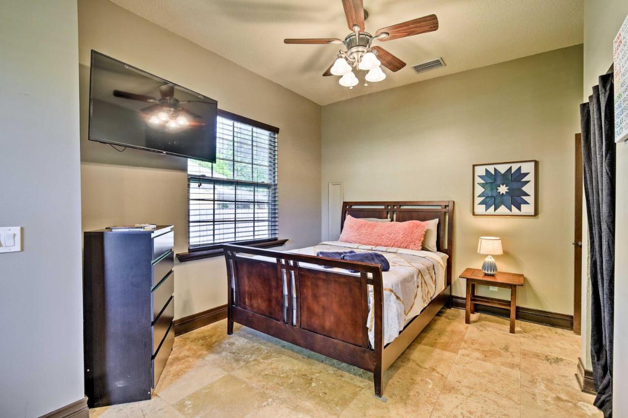 Tampa Oasis With Pool About 7 Mi To Busch Gardens! Villa ภายนอก รูปภาพ